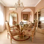 Baroque Splendor: Breathtaking Views & Design
