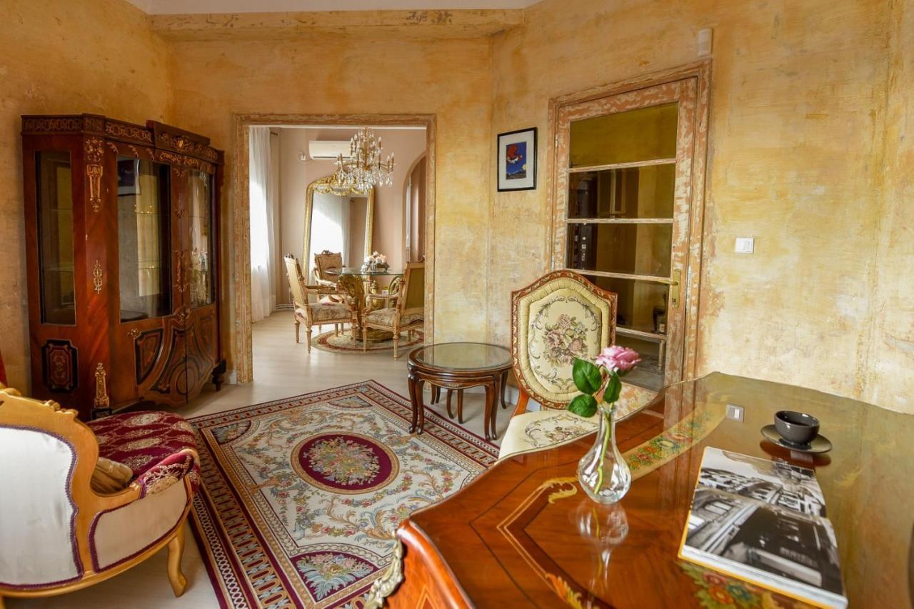 Baroque Splendor: Breathtaking Views & Design * Bucarest