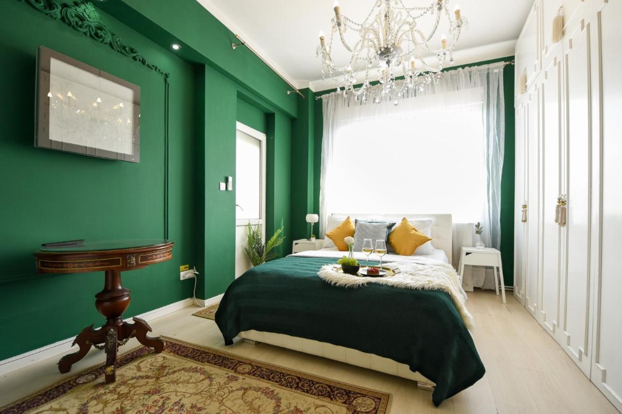 Baroque Splendor: Breathtaking Views & Design * Bucarest